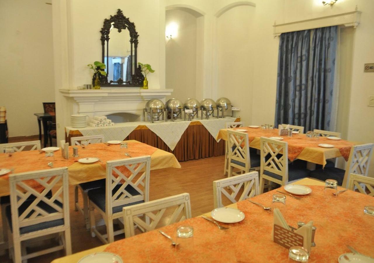 Mpt Rock End Manor, Pachmarhi Hotel Esterno foto